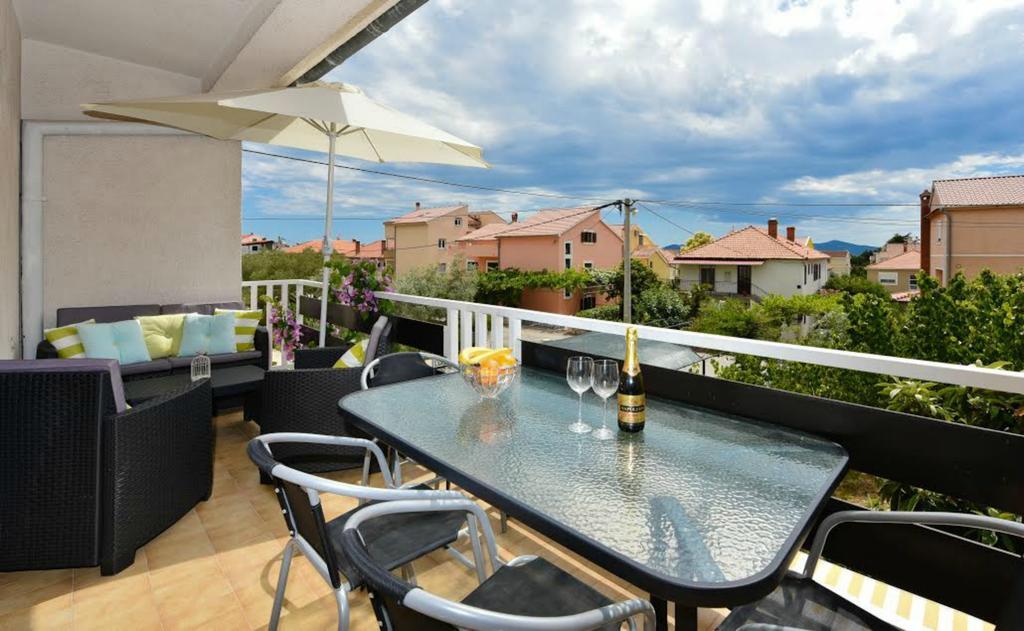 Apartment Sunny Side Zadar Eksteriør billede